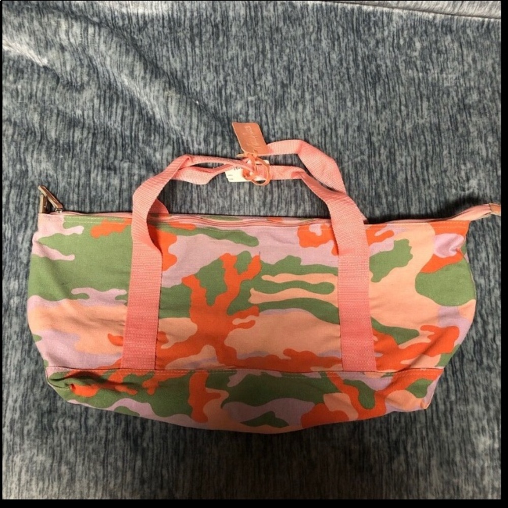 Neiman Marcus Duffel Bag 🆕